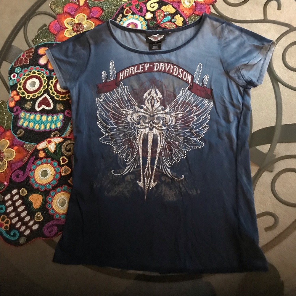 Tee shirt
